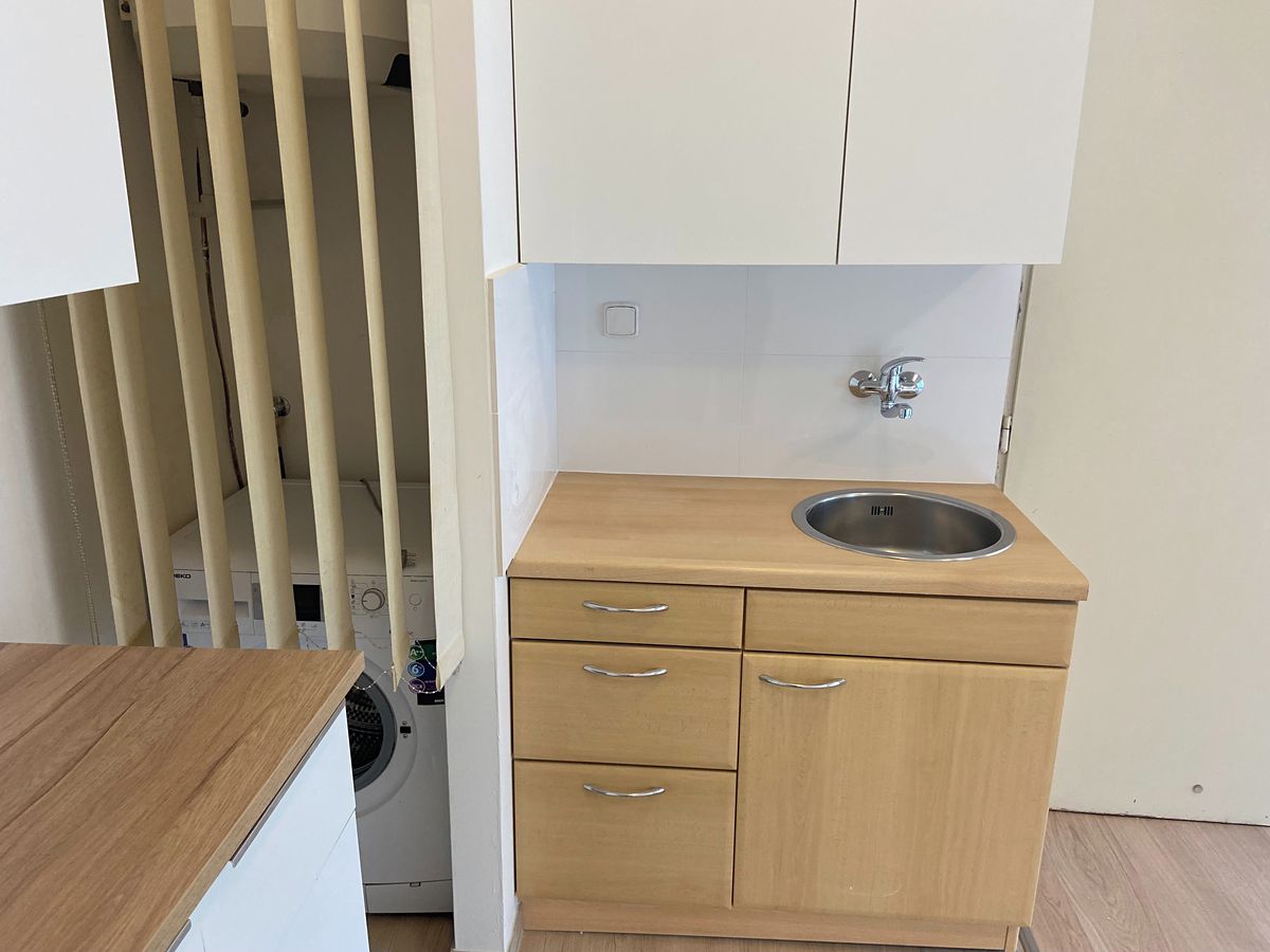 Pronájem bytu 2+kk 36 m² – fotografie 5