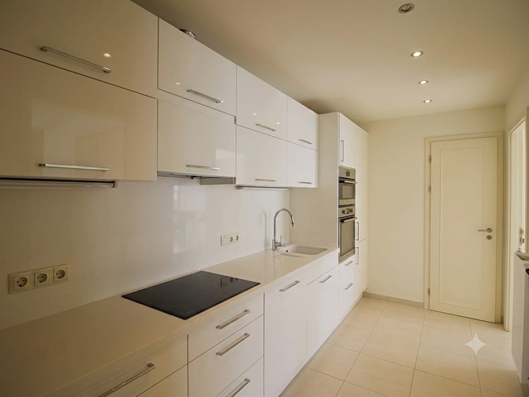 Prodej bytu 3+kk, 84 m² (3 z 20)