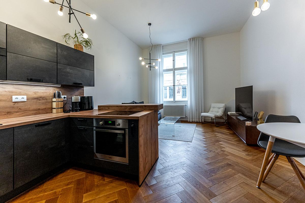 Pronájem bytu 2+kk 72 m² – fotografie 5