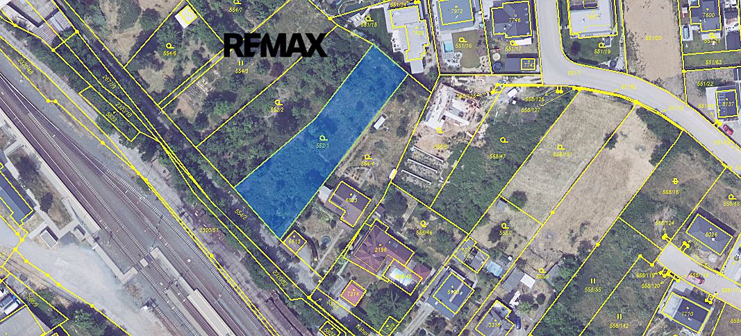 Prodej stavebního pozemku 1100 m²