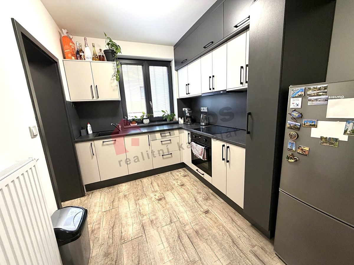 Pronájem bytu 1+1 36 m² – fotografie 2