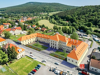 Квартира 1+kk в оренду, 47 м² (3 з 9)