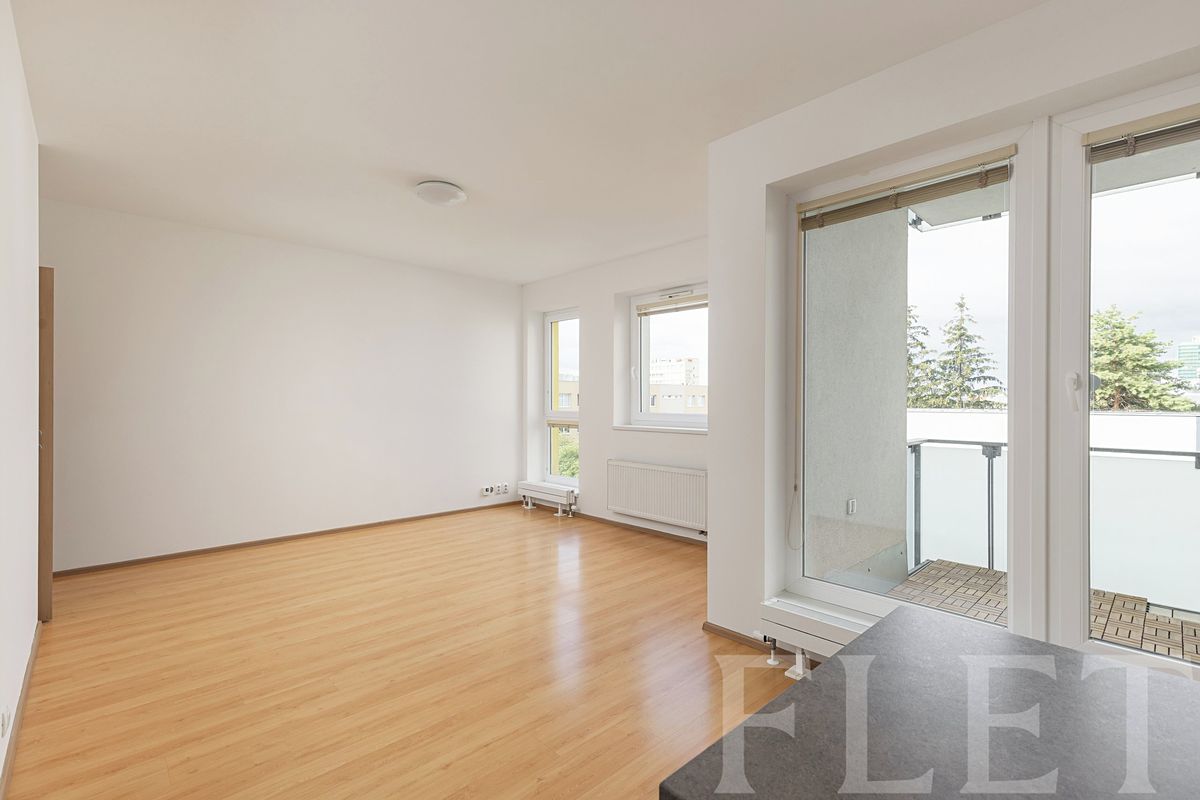 Pronájem bytu 2+kk 57 m²