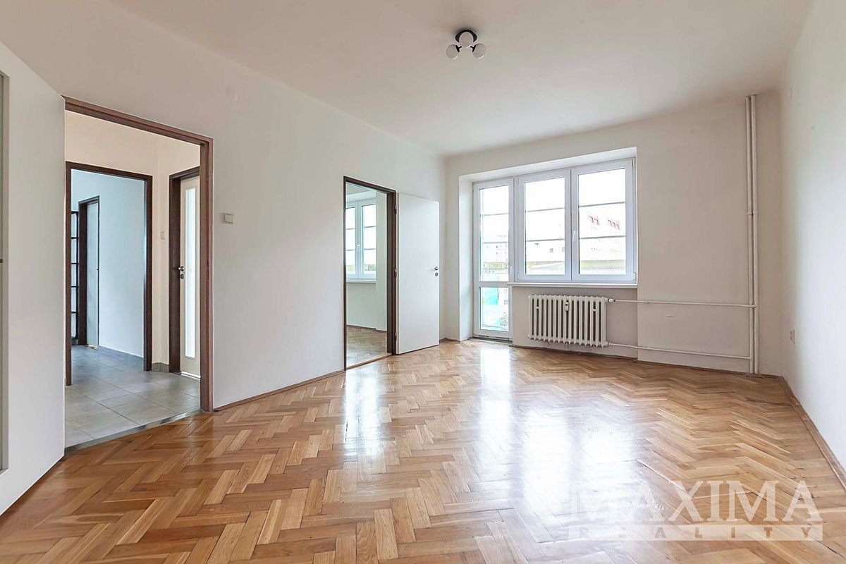 Pronájem bytu 2+1 56 m² – fotografie 2