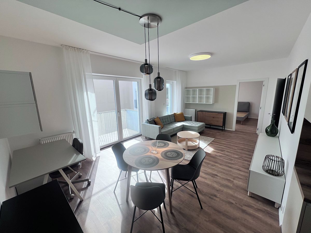 Pronájem bytu 2+kk 67 m² – fotografie 4