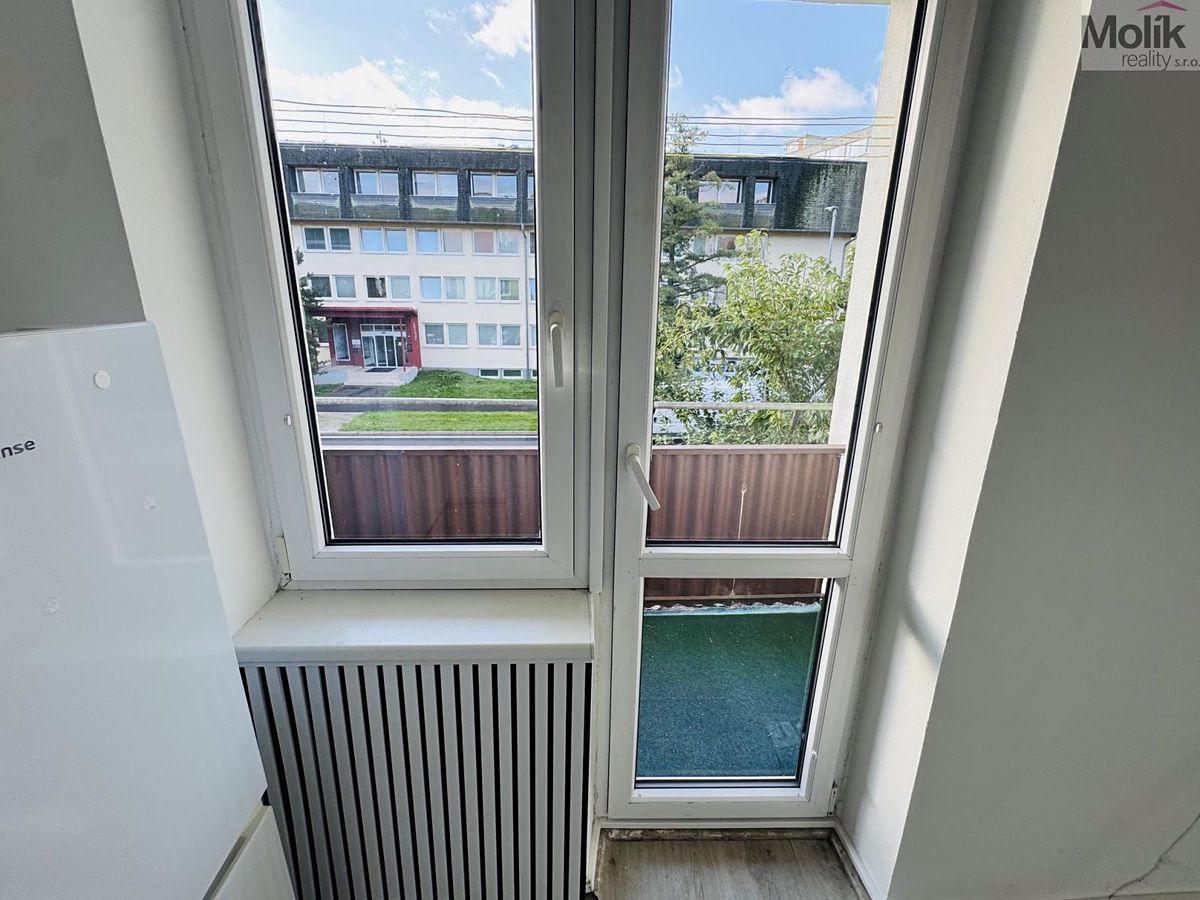 Pronájem bytu 1+1 30 m² – fotografie 5