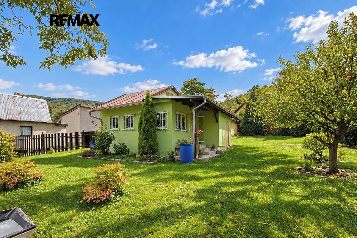 Prodej chalupy 40 m², pozemek 954 m² – fotografie 2