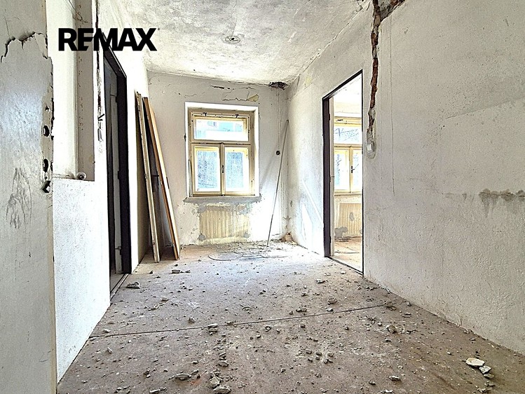 Комерційне приміщення на продаж, 680 м² (13 з 28)