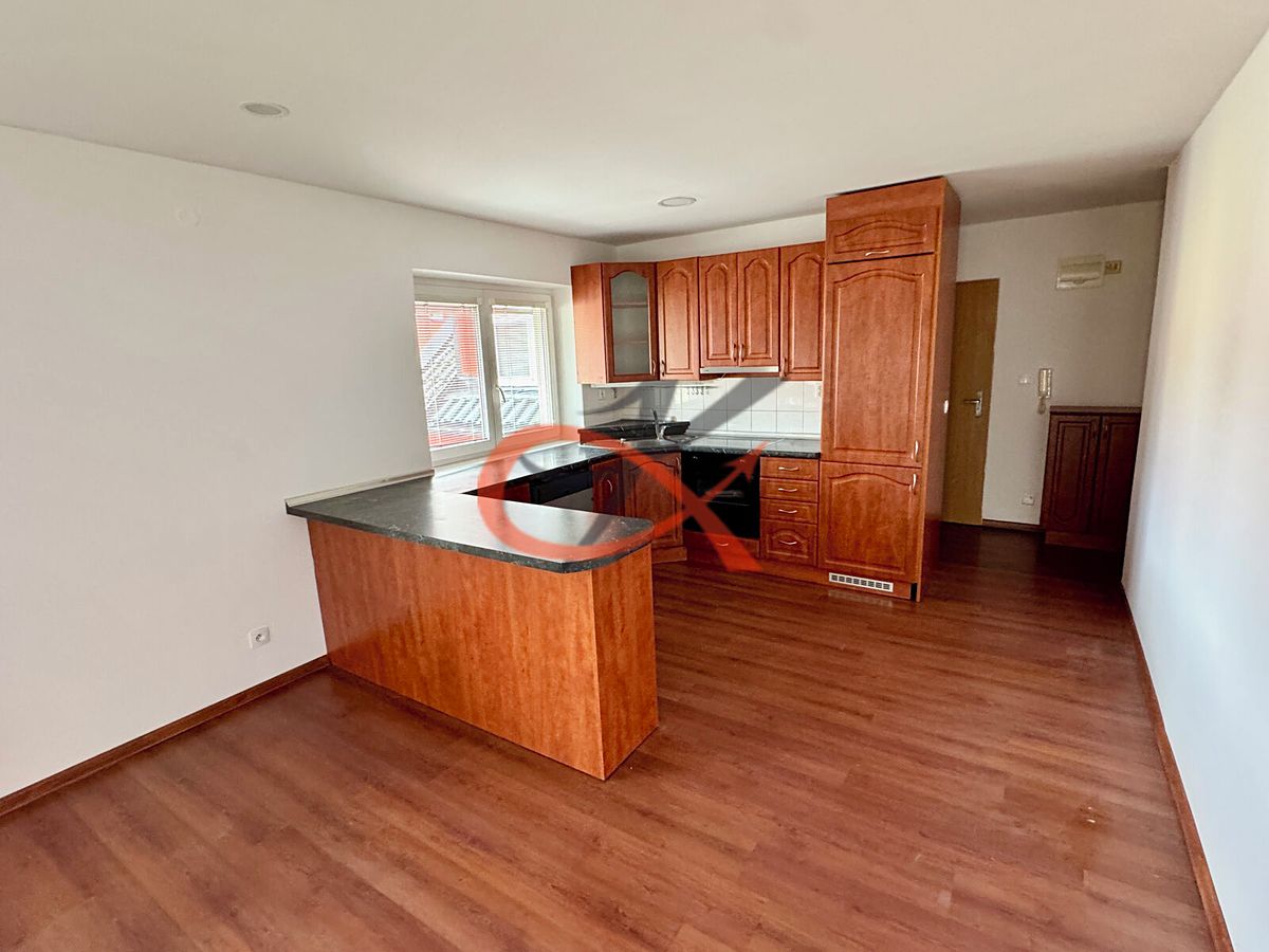 Pronájem bytu 3+kk 70 m²
