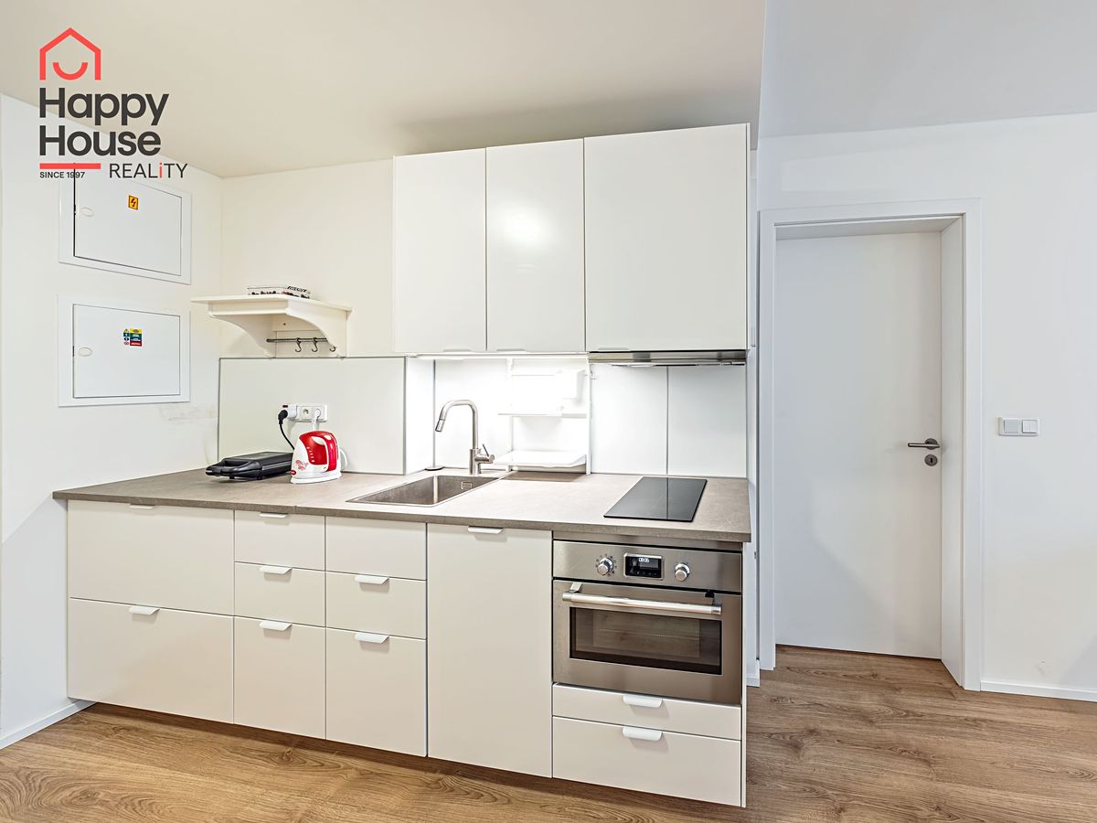 Pronájem bytu 2+kk 49 m² – fotografie 3