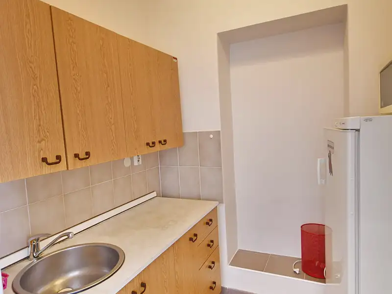 Pronájem kanceláře 30 m², Kralupy nad Vltavou – náhled fotky 3
