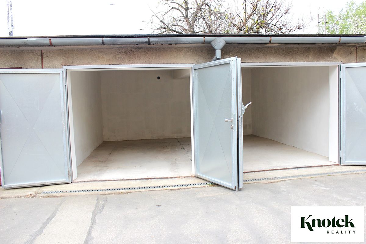 Prodej garáže 34 m² – fotografie 3