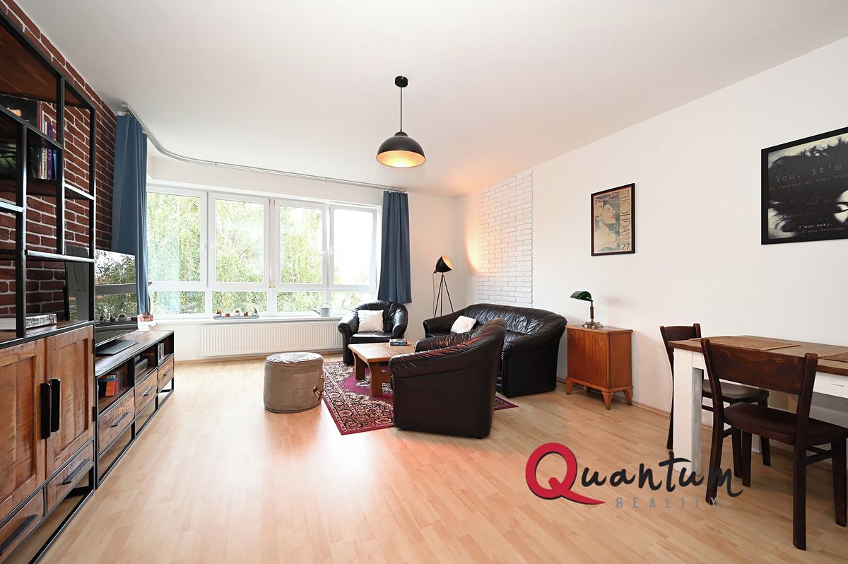 Pronájem bytu 2+kk 57 m² – fotografie 3