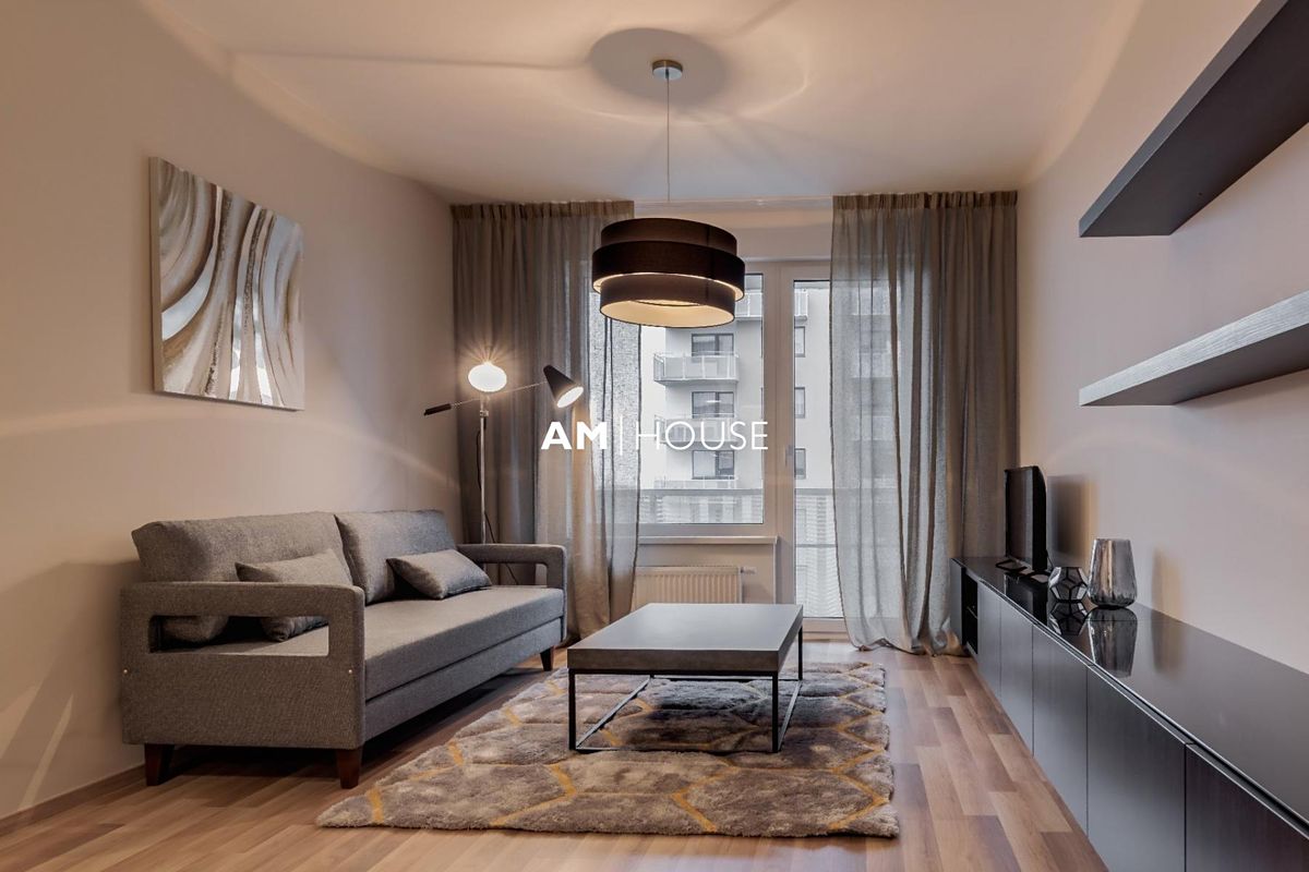 Pronájem bytu 2+kk 61 m² – fotografie 3