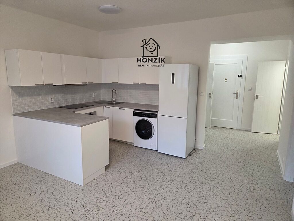 Pronájem bytu 2+kk 40 m²