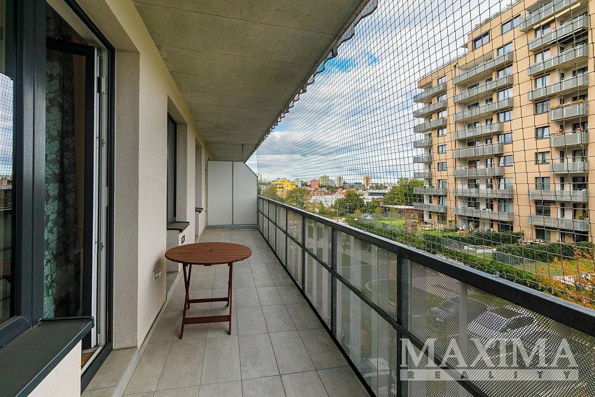 Pronájem bytu 3+kk 84 m² – fotografie 4