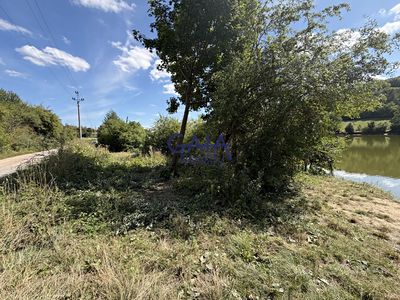 Prodej pole 303 m²