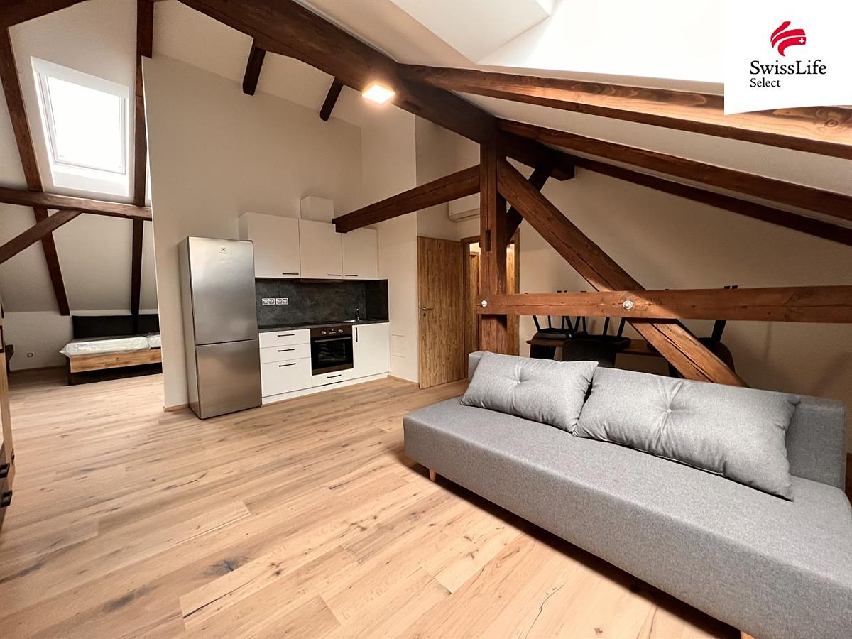 Pronájem bytu 2+kk 69 m² – fotografie 3