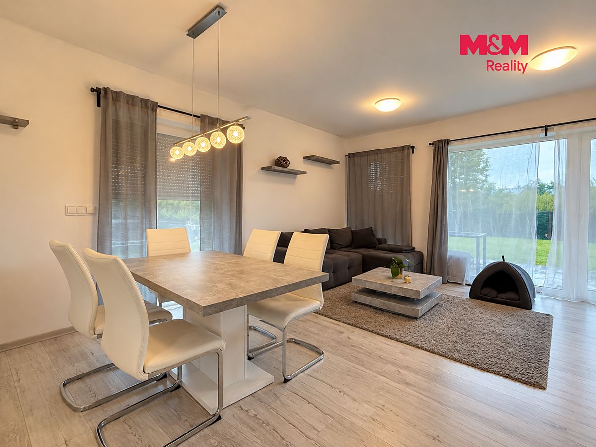 Pronájem rodinného domu 110 m², pozemek 798 m² – fotografie 3