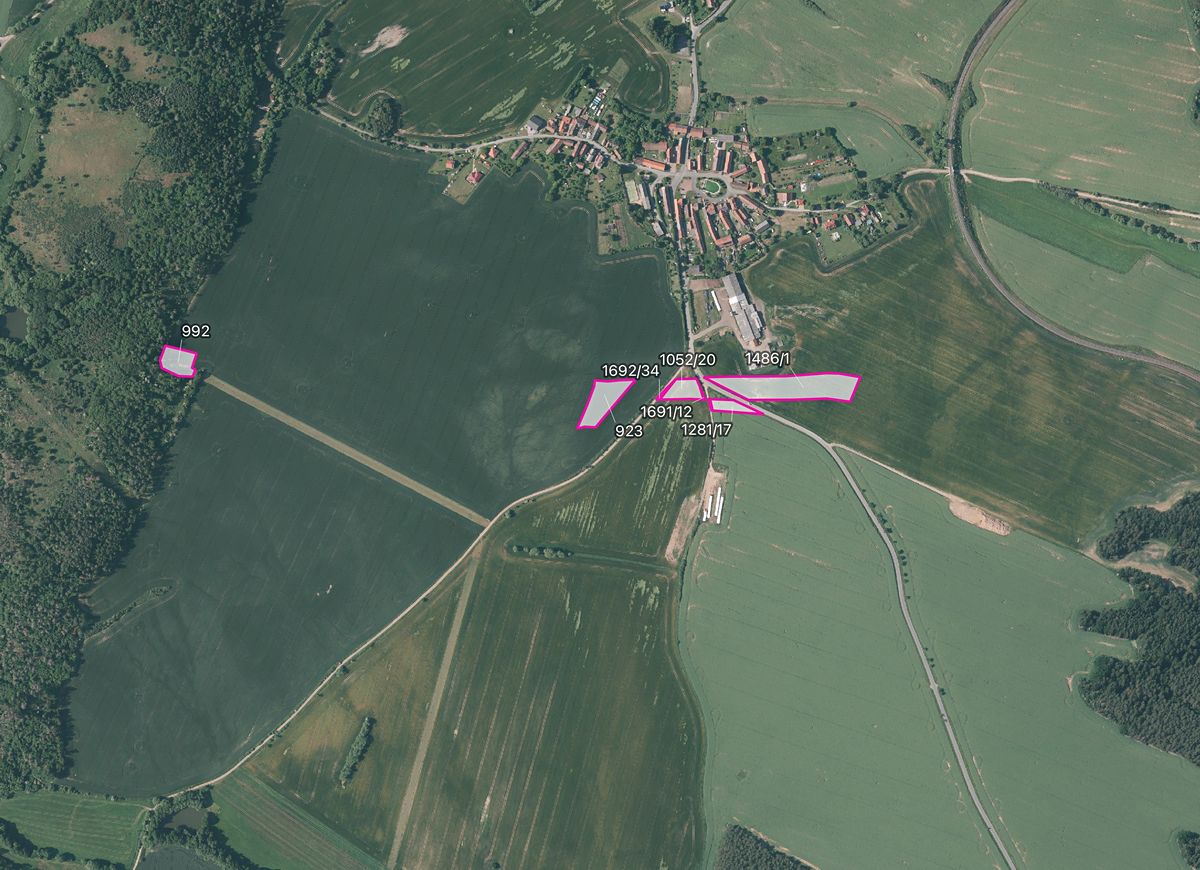 Prodej pole 13772 m², Mladotice – fotka 1 z 3