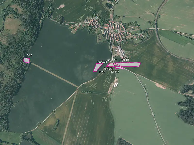Prodej pole 13772 m², Mladotice – náhled fotky 1
