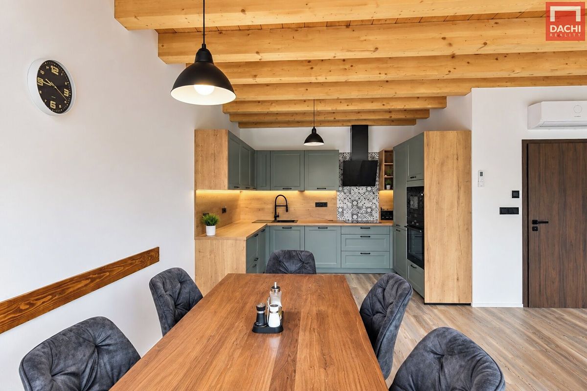 Prodej bytu 4+kk 84 m²