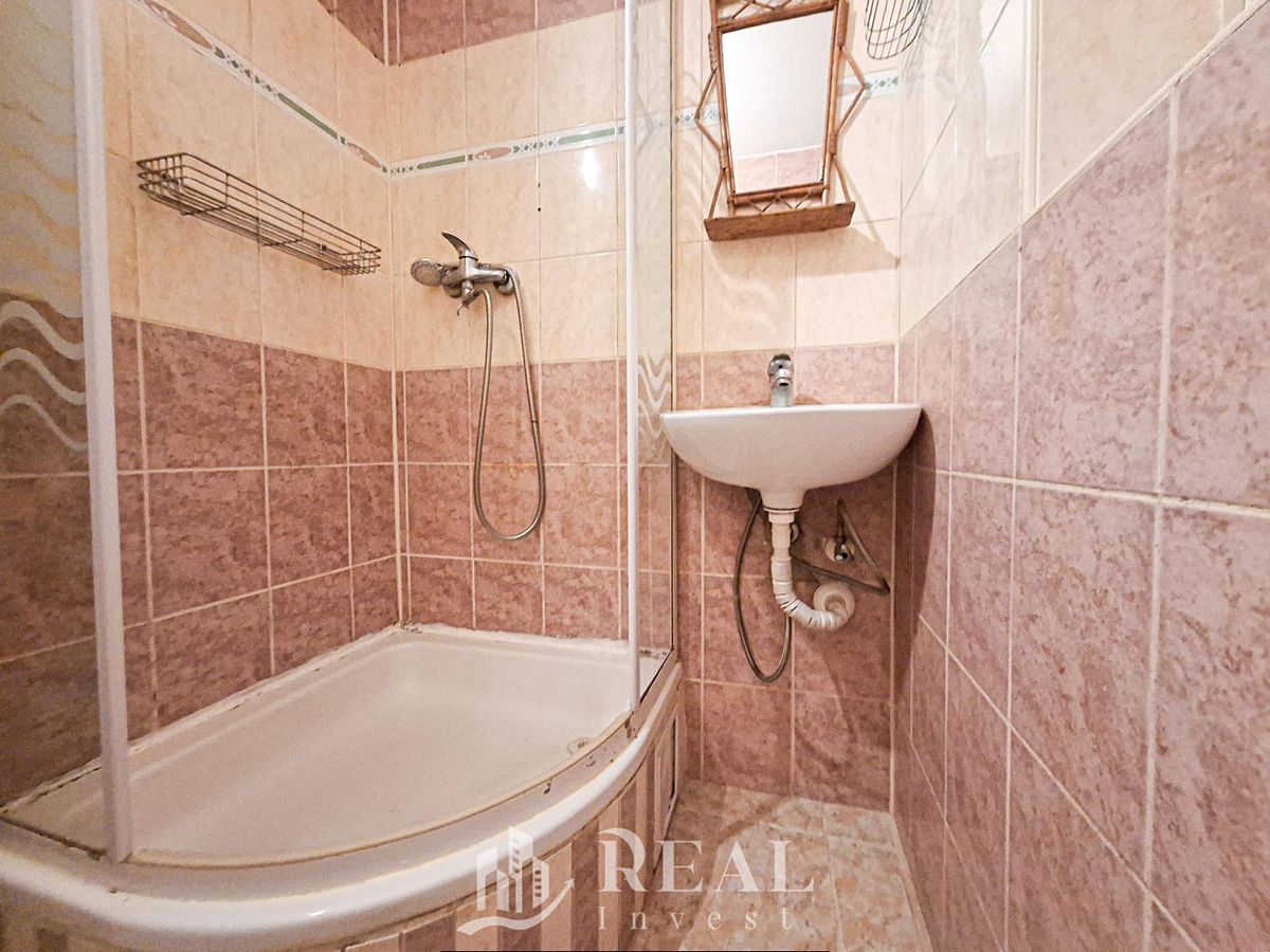 Pronájem bytu 1+kk 20 m² – fotografie 2