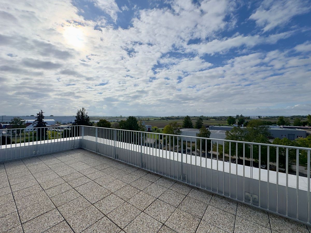 Pronájem bytu 2+kk 75 m²