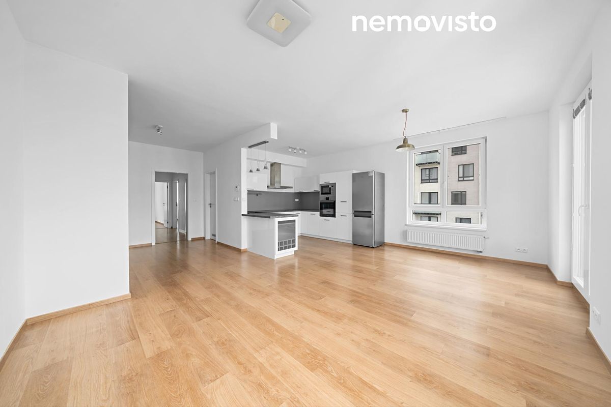 Pronájem bytu 4+kk 113 m² – fotografie 2