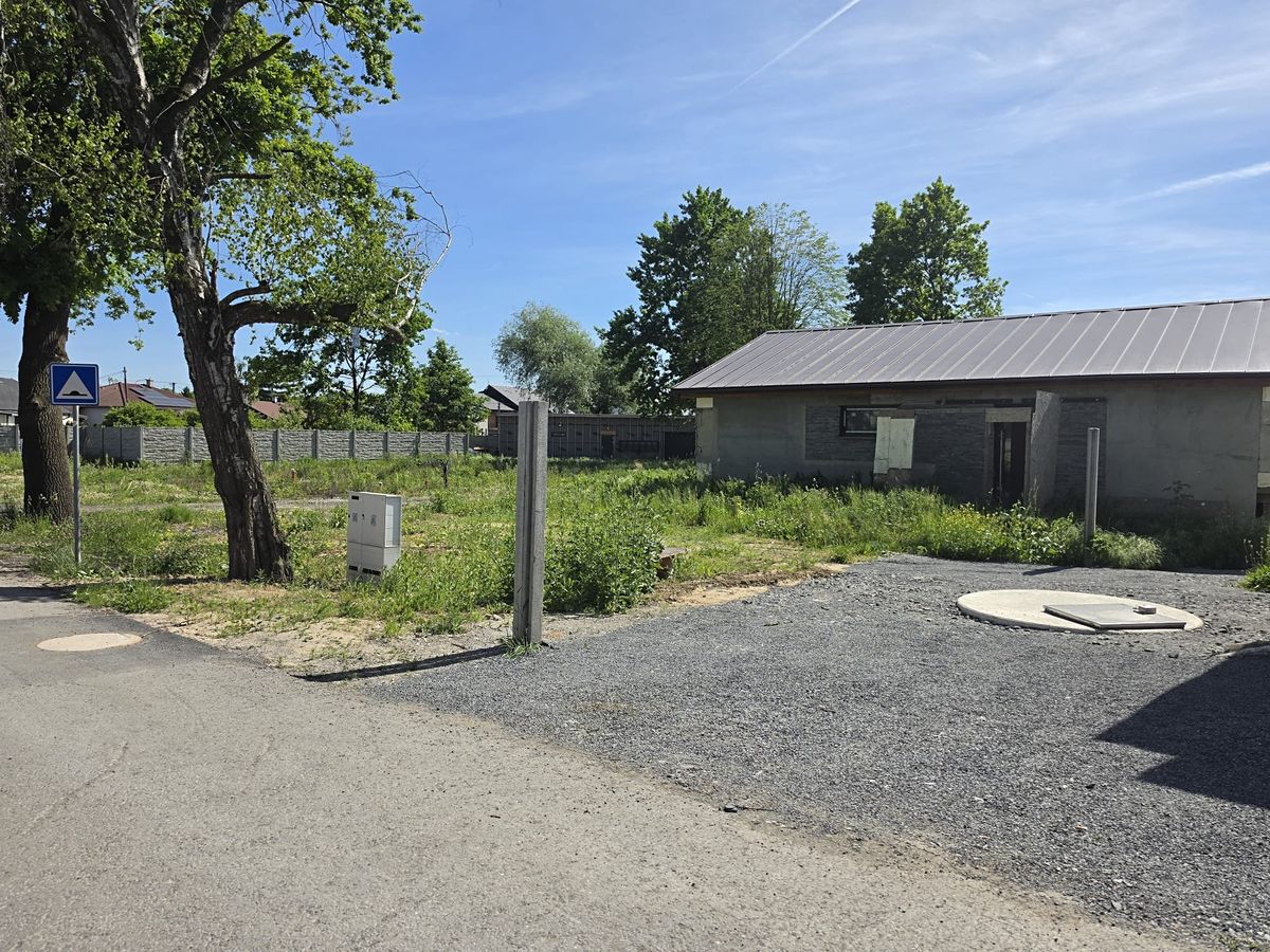 Prodej rodinného domu 80 m², pozemek 2383 m² – fotografie 2