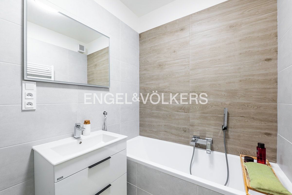 Pronájem bytu 2+kk 54 m² – fotografie 5