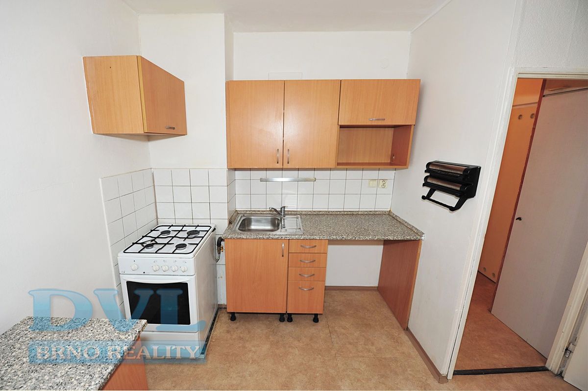 Pronájem bytu 1+1 35 m² – fotografie 3
