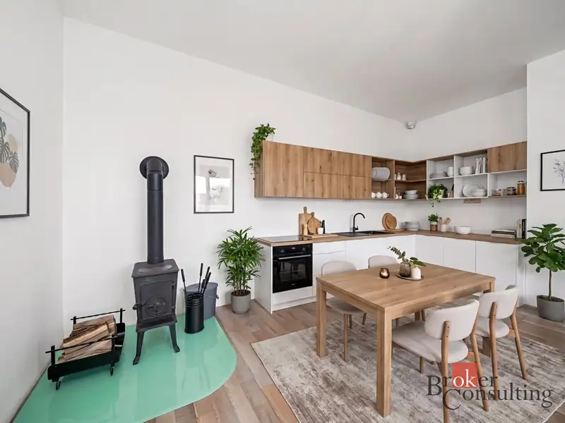 Prodej bytu 2+kk 53 m², Hradec Králové – náhled fotky 1