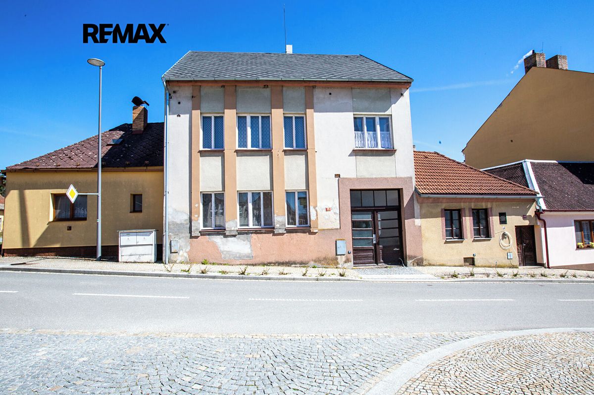 Prodej činžovního domu 196 m²