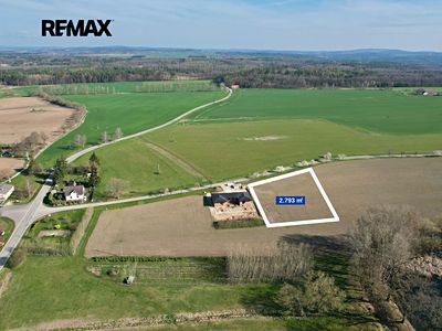 Prodej stavebního pozemku 2793 m²