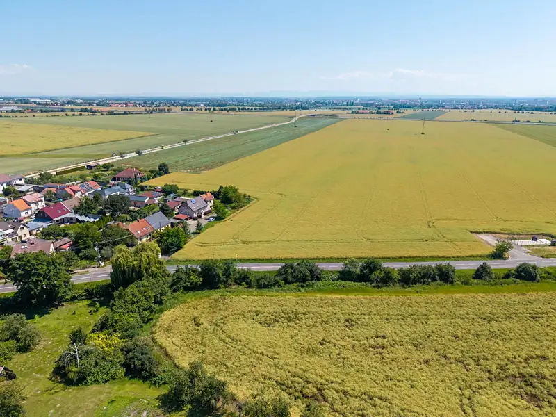Prodej stavebního pozemku 14692 m², Stěžery – náhled fotky 3