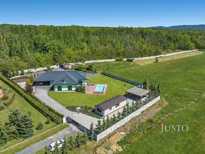 Prodej vily 188 m², pozemek 3413 m², Stará Huť – náhled fotky 2