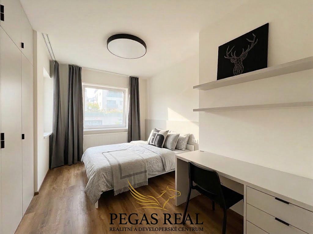 Pronájem bytu 2+kk 58 m² – fotografie 5