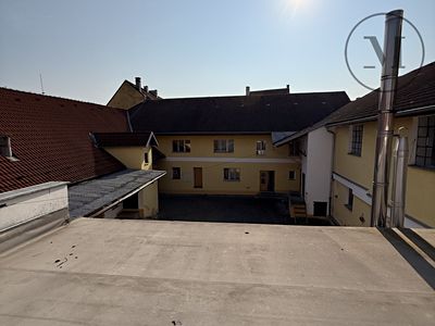 Pronájem komerční nemovitosti 500 m²