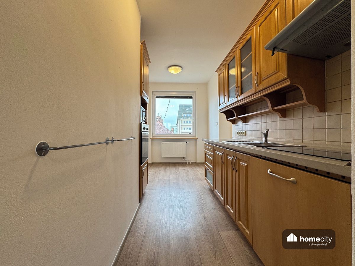 Pronájem bytu 3+1 68 m² – fotografie 2