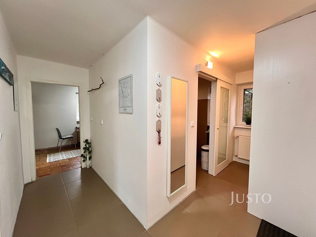 Pronájem bytu 2+1 57 m² – fotografie 3