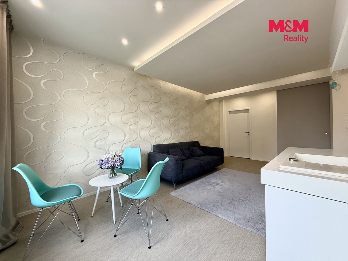 Pronájem bytu 2+1 54 m² – fotografie 2