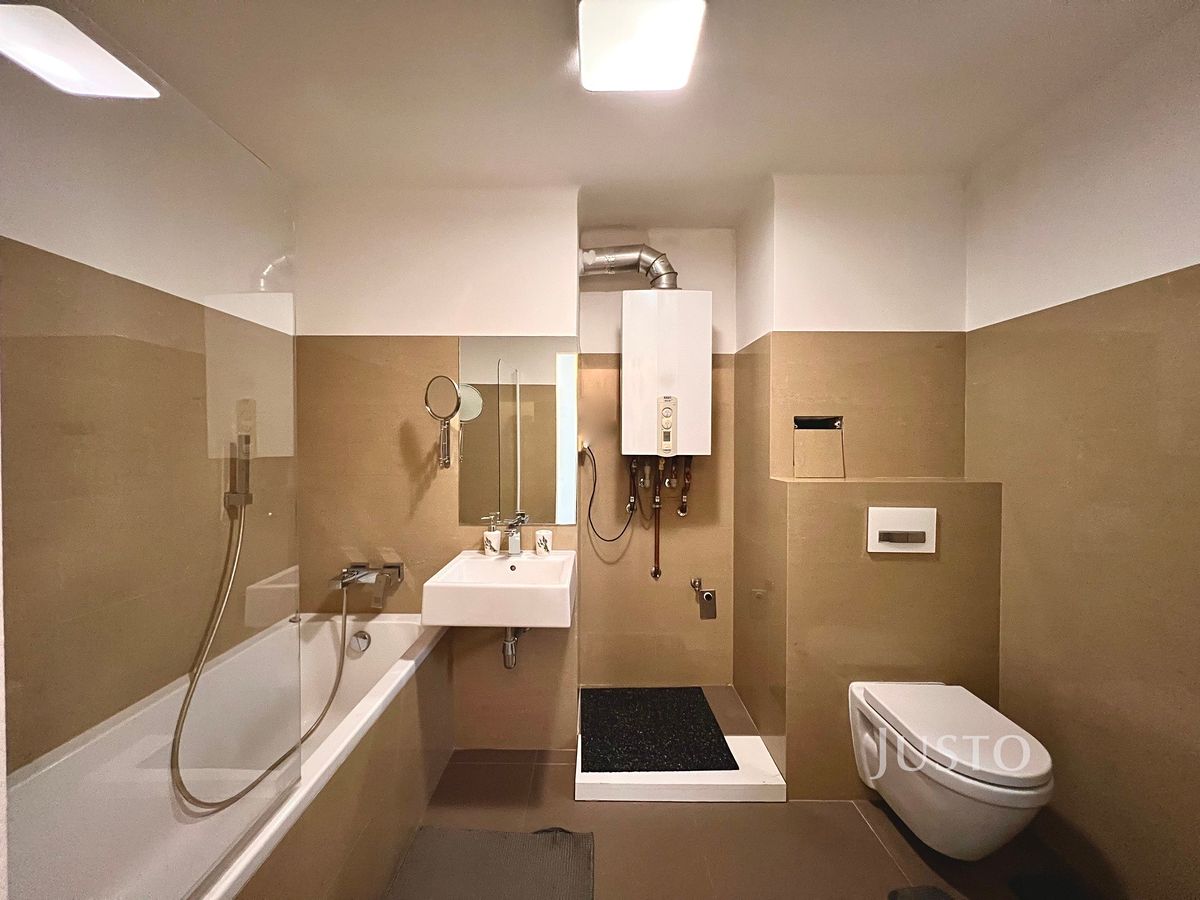 Pronájem bytu 2+1 57 m² – fotografie 5