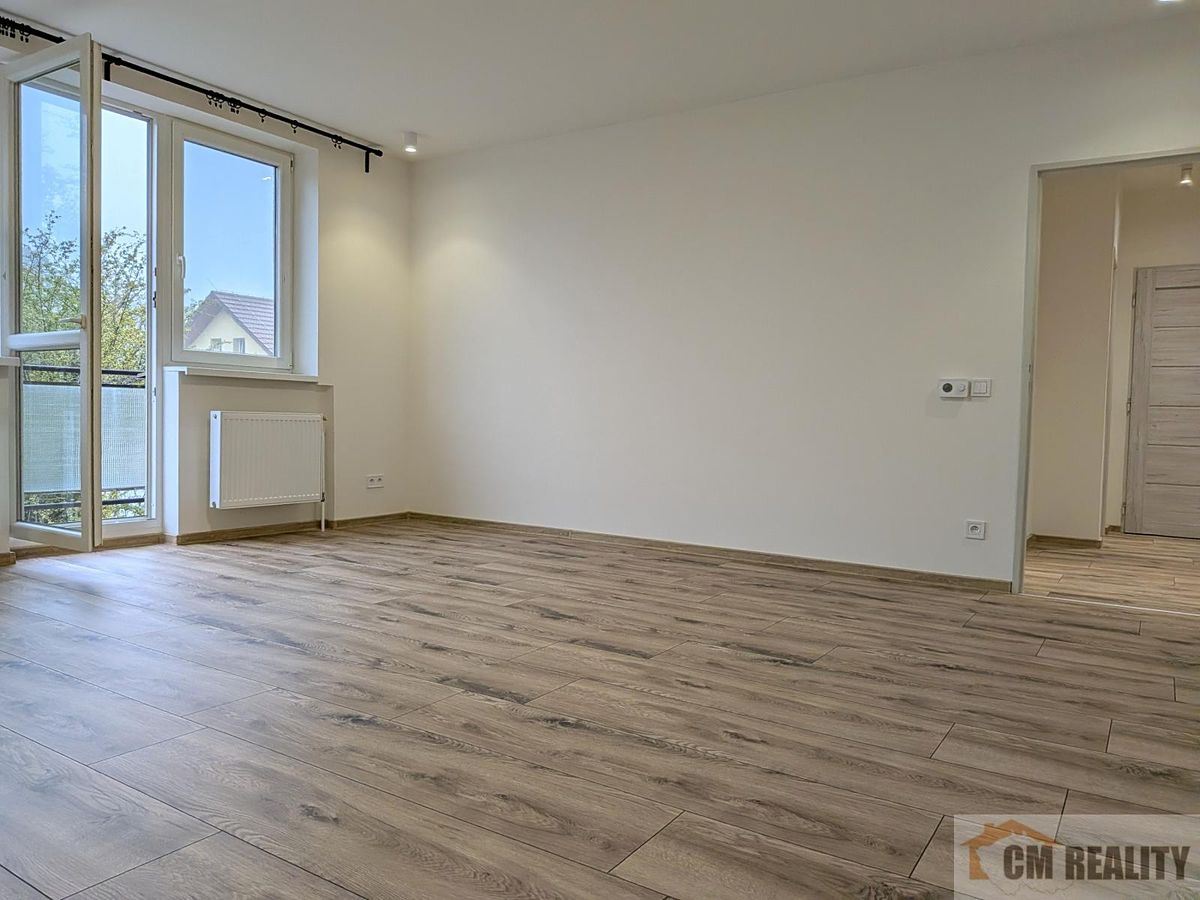 Pronájem bytu 3+1 87 m² – fotografie 3