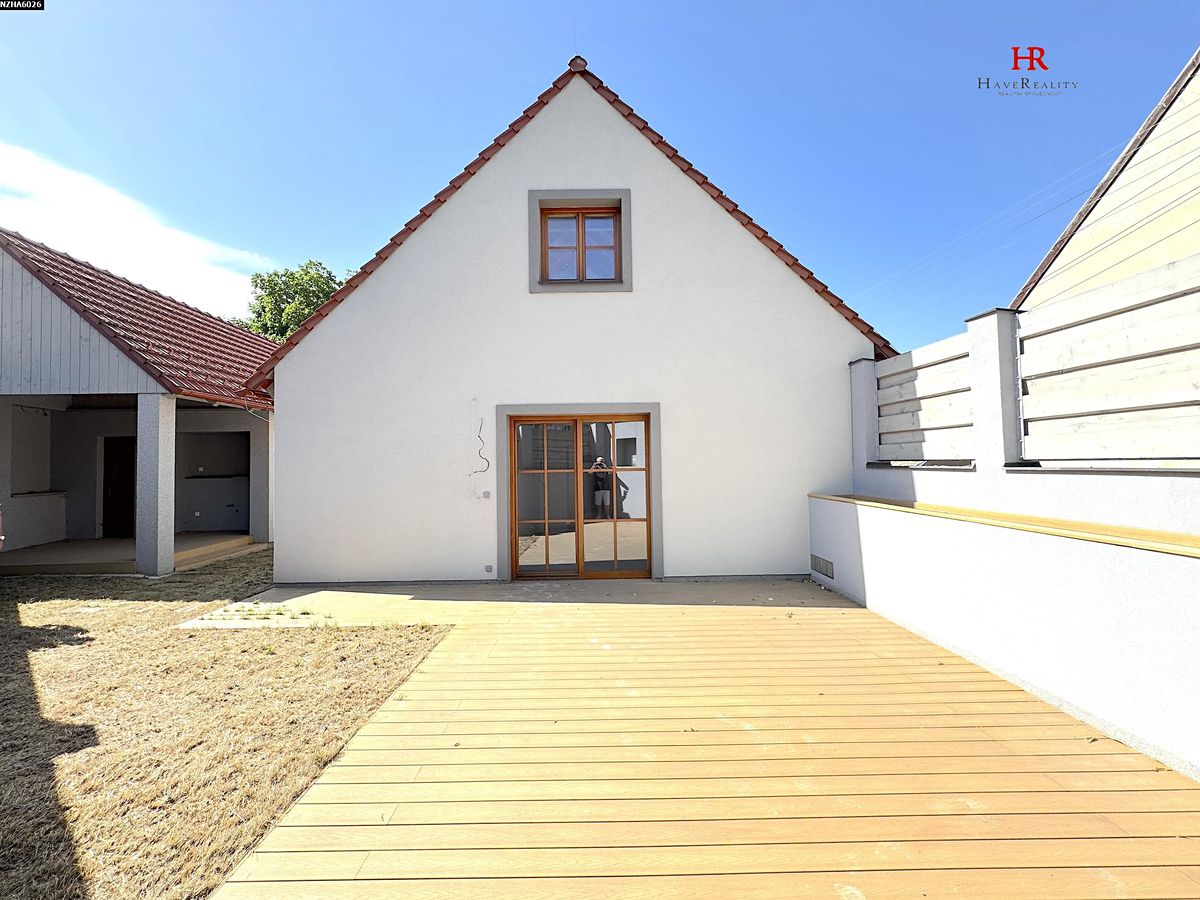 Prodej rodinného domu 171 m², pozemek 359 m² – fotografie 4