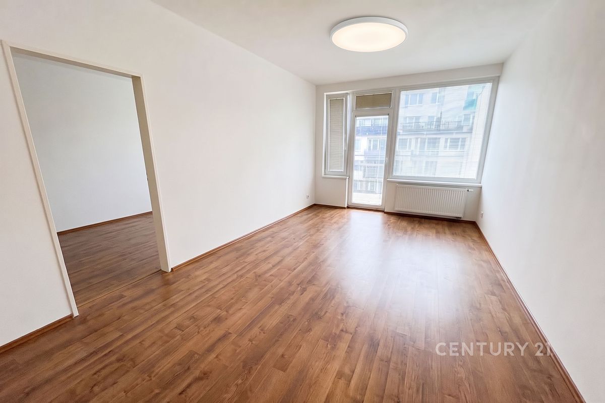 Pronájem bytu 2+kk 52 m²