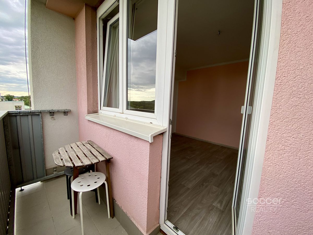Pronájem bytu 2+1 52 m² – fotografie 2