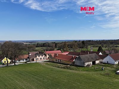 Prodej rodinného domu 768 m², pozemek 394 m²