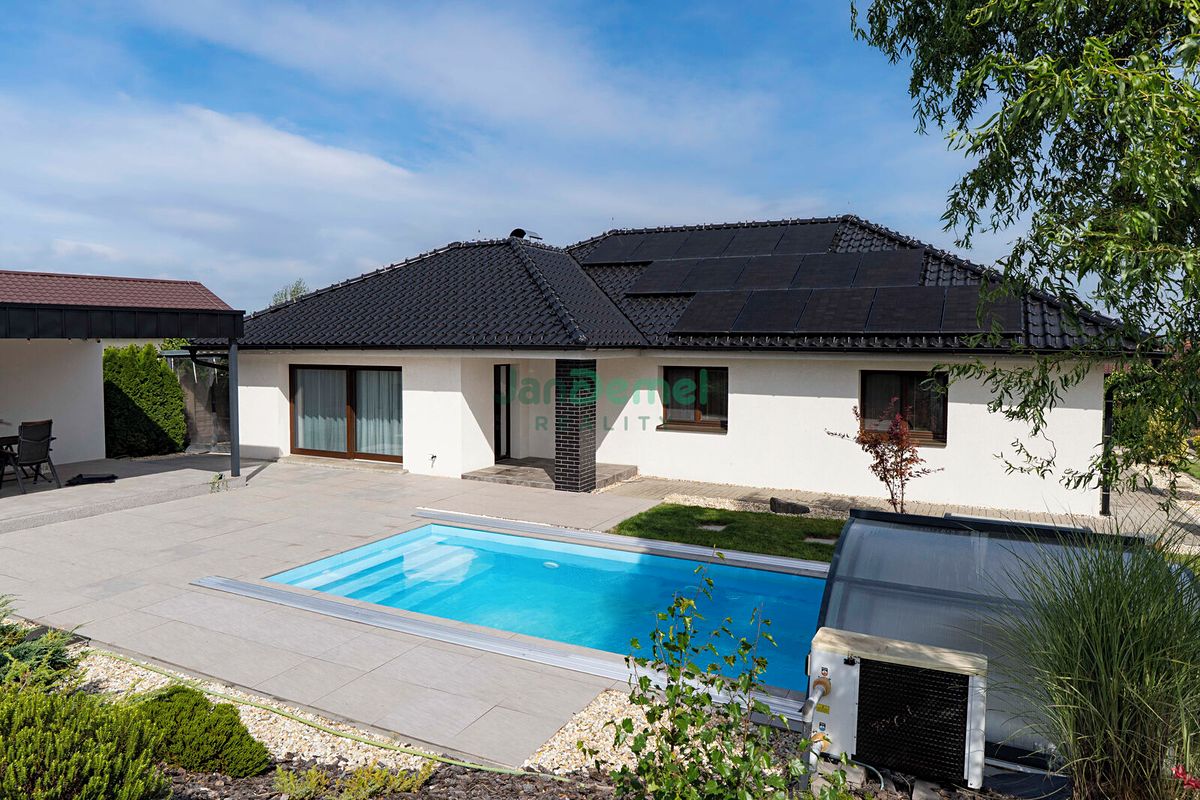 Prodej rodinného domu 116 m², pozemek 1626 m²