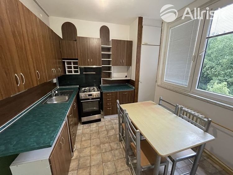 Prodej bytu 4+1 76 m²